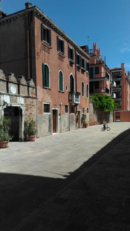 مبيت وإفطار البندقية Dorsoduro461 المظهر الخارجي الصورة